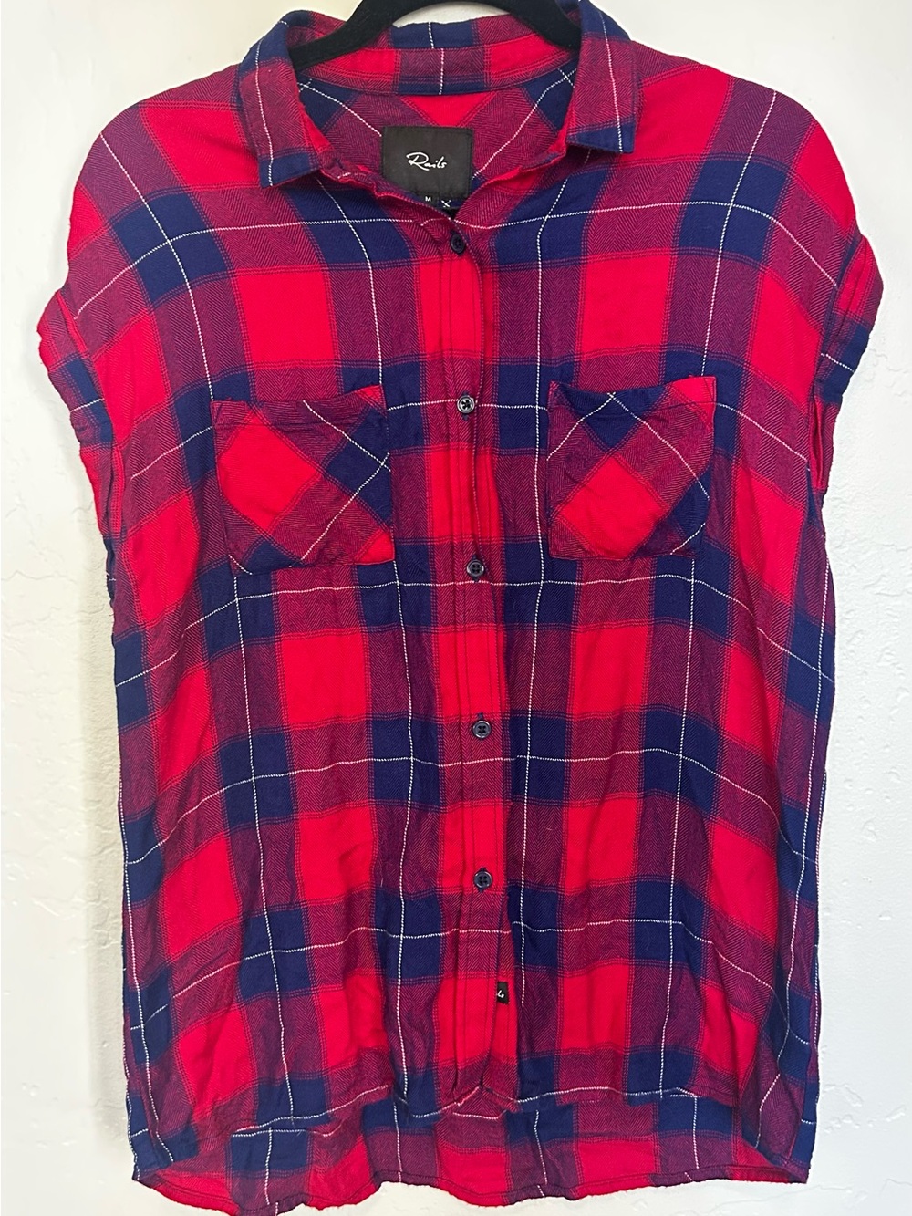 Rails Britt Ruby Navy Plaid Short Sleeve Button Down Shirt Size M